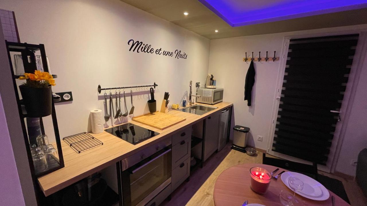 Mille Et Une Nuit, Appartement Classe 3 Etoiles En Rdc Avec Exterieur Et Parking Dole Exterior foto